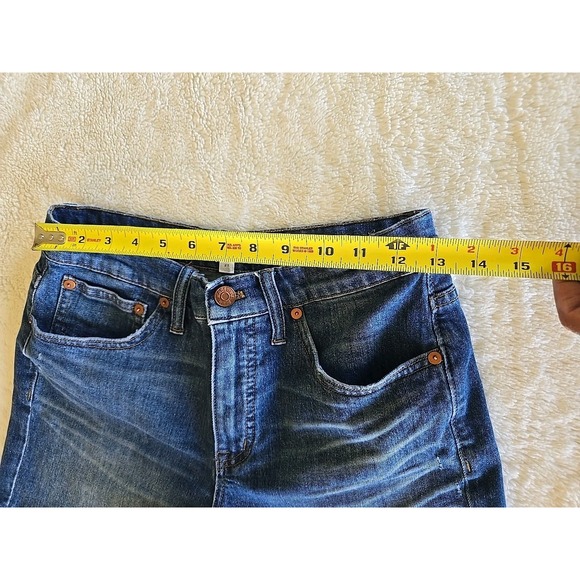 Madewell High-Rise Denim Shorts in Glenoaks Wash Rough Hem Cutoff Size 27 - Picture 15 of 16